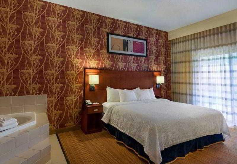 Courtyard By Marriott Boston Westborough Otel Dış mekan fotoğraf