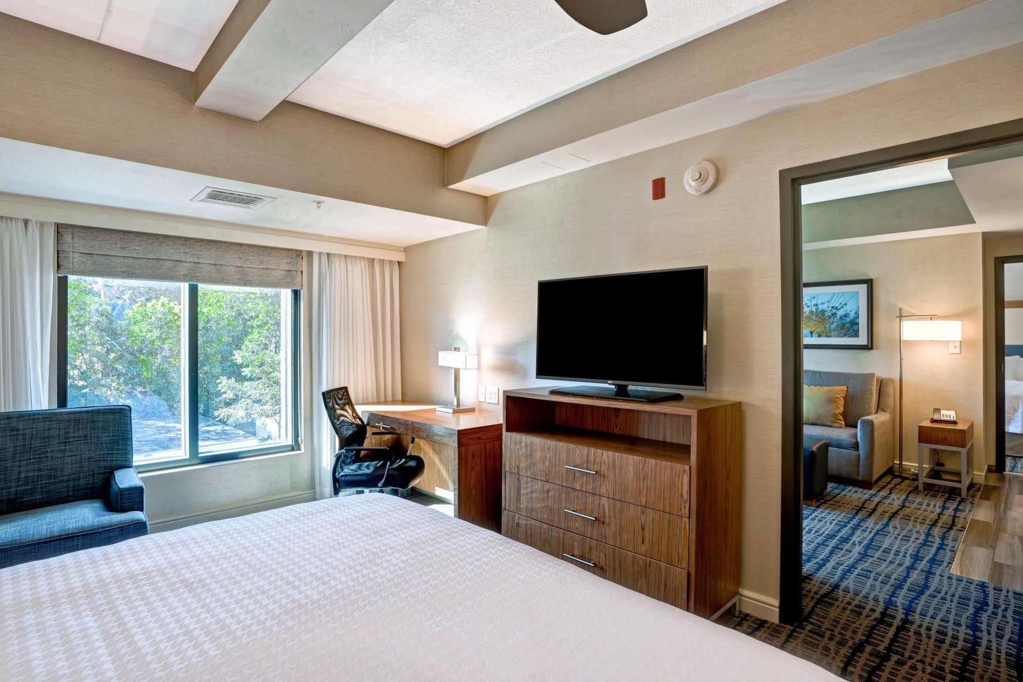 Courtyard By Marriott Boston Westborough Otel Dış mekan fotoğraf